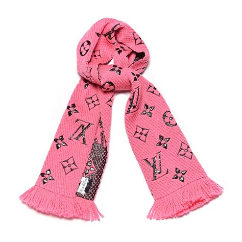 louis vuitton logomania wol in roze|LOUIS VUITTON Wool Silk Logomania Shine Scarf Rose Pop .